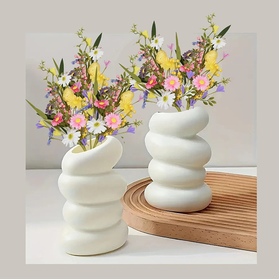 Nordic Spiral White Flower Vase